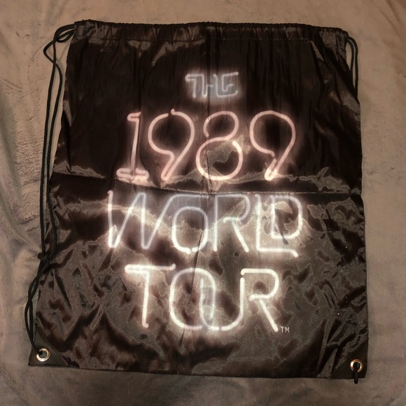 Taylor Swift Handbags - 1989 Tour Taylor Swift sinch sack Taylor Swift Handbags - 1989 Tour Taylor Swift sinch sack